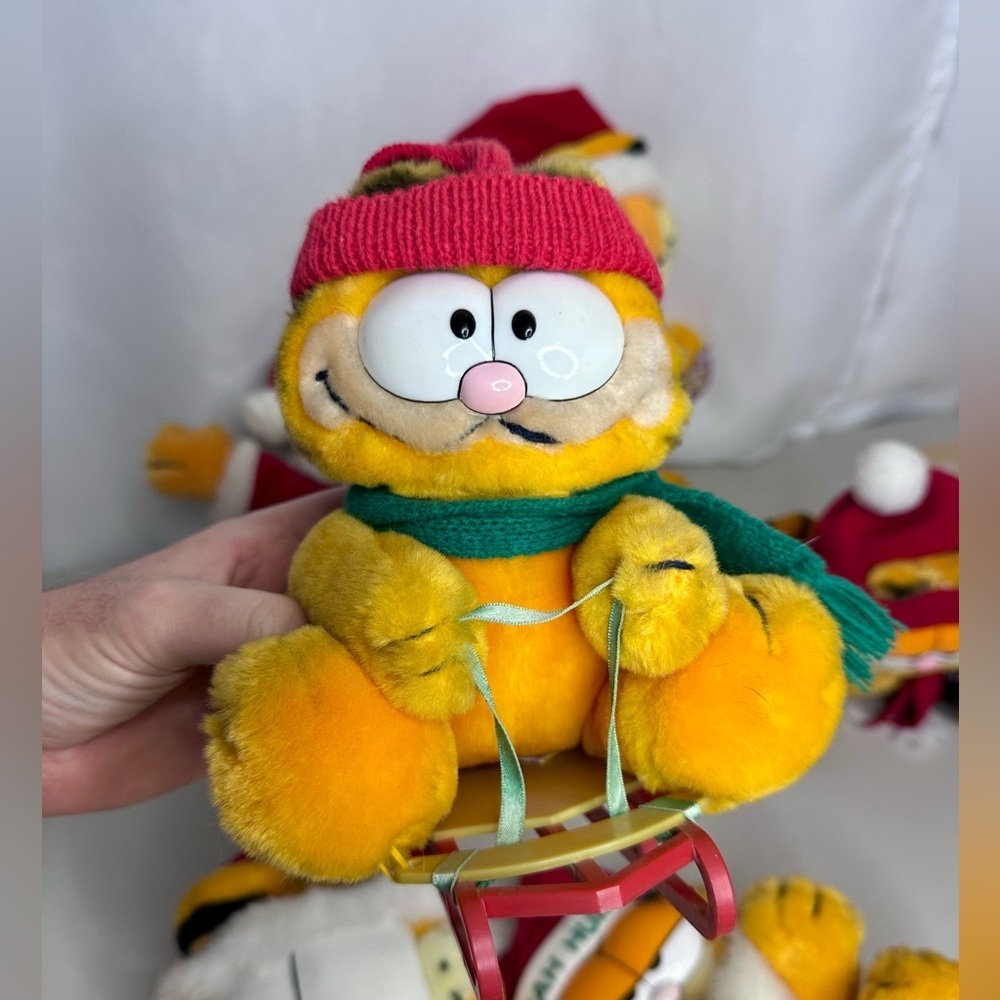 Lot of 8 Vintage Garfield Christmas Plush 1978+ Dakin - Picture 8 of 14